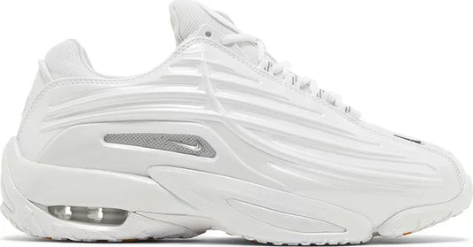"Hot Step" Sneaker